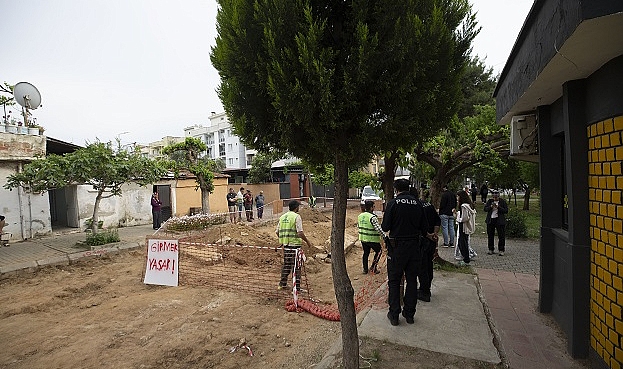 Aydın'da yol yenileme çalışmasında insan kemikleri bulundu