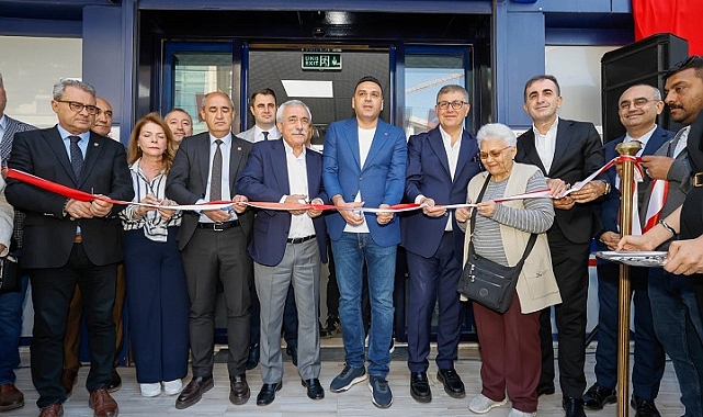 Başkan Tugay, ikinci İZMAR şubesini Menemen Ulukent'te açtı