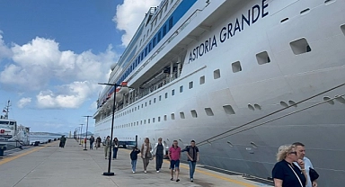 Bodrum'a sezonun ilk kruvaziyeri geldi
