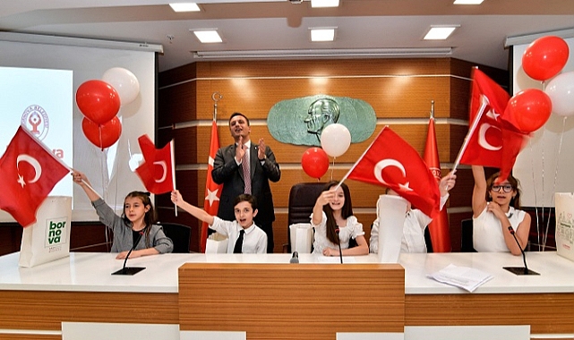 Bornova’da 23 Nisan coşkusu