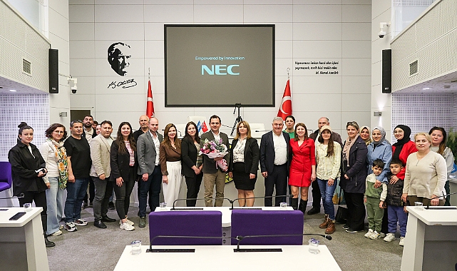 Buca'da “Geleceğin Liderleri İçin Ebeveynlik” Semineri