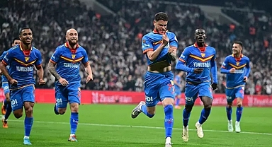 Göztepe 49 Yıl Sonra Türkiye Kupası'nda Yarı Finalde
