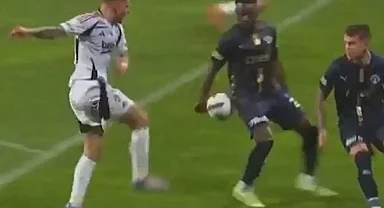 Herkes bu pozisyonu tartışıyor! Beşiktaş penaltı bekledi