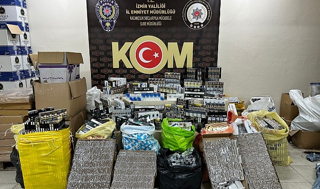 İzmir'de Kaçak Tarihi Eser Yakalandı