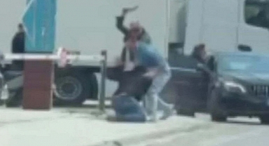 İzmir'de Trafik Tartışması Satırlı Saldırıyla Bitti