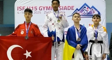 İzmirli öğrenciden taekwondoda dünya ikinciliği