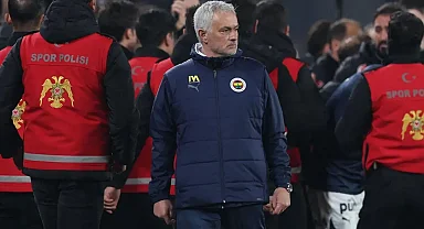 Jose Mourinho Galatasaray maçı sonrası 3 isme neşteri vurdu