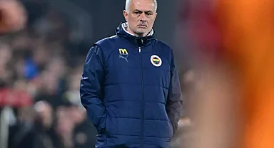 Jose Mourinho, Okan Buruk'un burnunu sıktığı Galatasaray derbisi sonrası ilk kez konuştu
