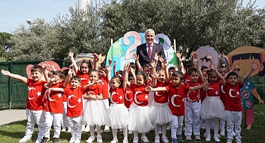 Kemalpaşa’da Dolu Dolu 23 Nisan