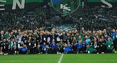Kocaelispor, Süper Lig yolunda son 7 haftaya 8 puan farkla giriyor.