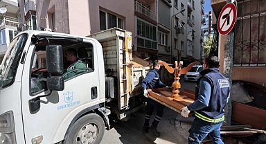 Konak’ta mobilya atıkları ücretsiz toplanıyor