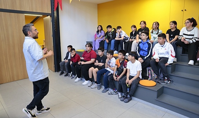 Konaklı çocuklar ‘Kontak’ta bilim ve teknolojiyle buluştu