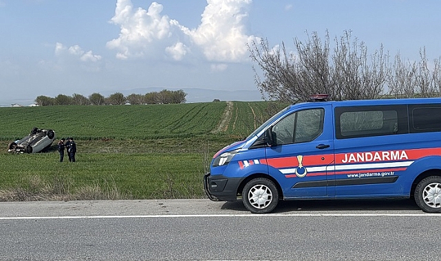 Kütahya'da devrilen otomobilin sürücüsü öldü