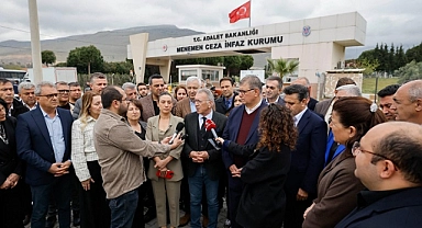 Tugay, ilçe belediye başkanlarıyla tutukluları ziyaret etti