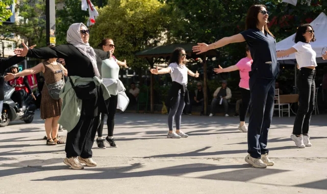 19 Mayıs Gençlik Festivali Küçükpark'ta başladı