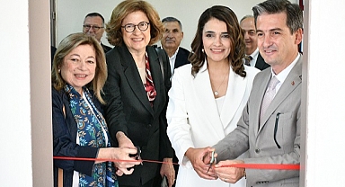 Alaçatı’ya Yeni Kütüphane Kazandırıldı
