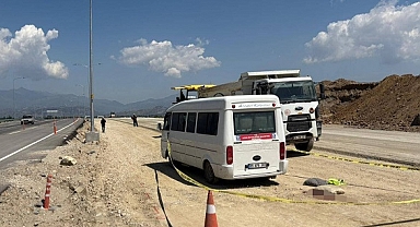 Aydın'da servis minibüsünün çarptığı işçi öldü