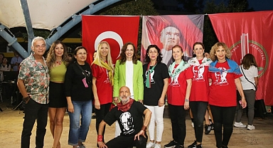 Bahriye Üçok’ta Şenlik Coşkusu