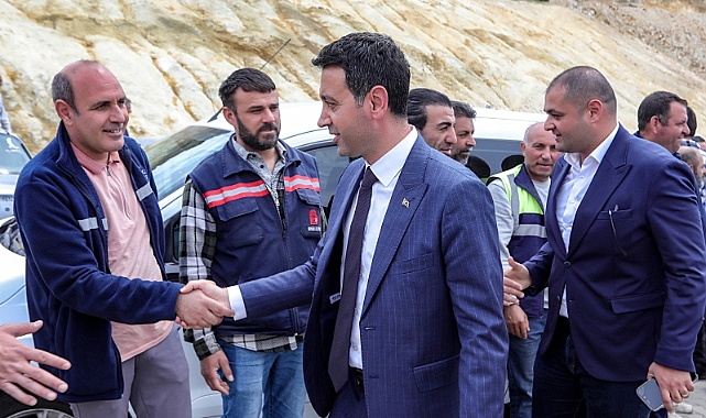 Başkan Önal, şantiyede işçilerle buluştu