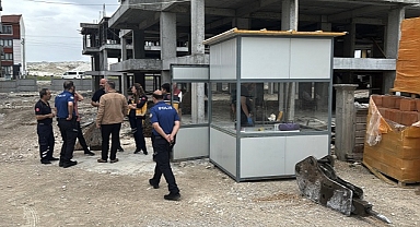 Bekçi Kulübede Ölü Bulundu