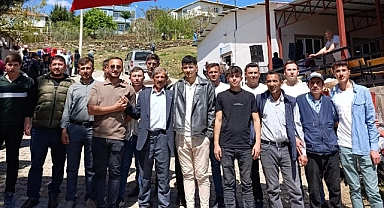 Gördes Köseler Geleneksel Köy Hayrına Yoğun Katılım Oldu