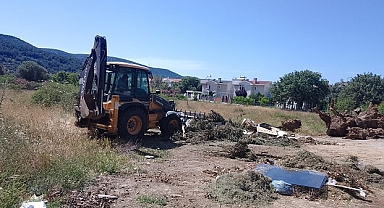 Güzelbahçe’de Yaz Temizliği Başladı