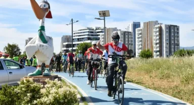 İzmir Çiğli'de pedallar doğa için döndü