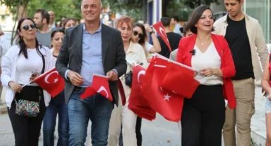 Karabağlar'da 19 Mayıs coşkusu yürüyüşle başladı