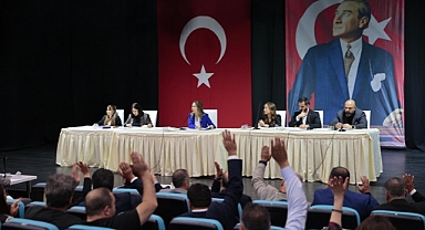 Konak’ta Kesin Hesap Geçti