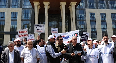 Kütahya'da işten çıkarılan belediye işçilerinden eylem