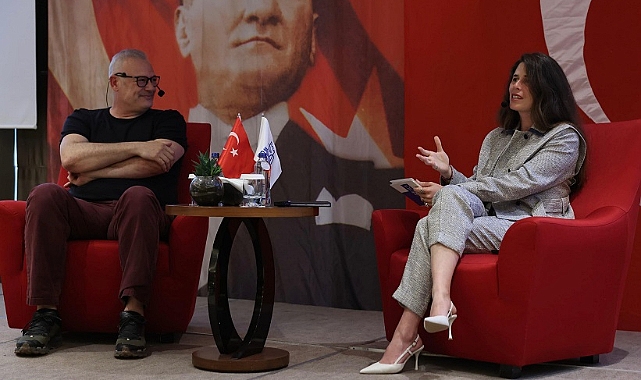 Levent Üzümcü Çeşme’de Sanatseverlerle Buluştu
