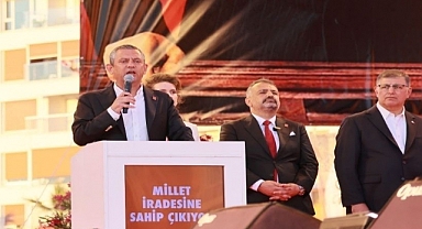“Millet İradesine Sahip Çıkıyor” mitingi İzmir’de yapıldı