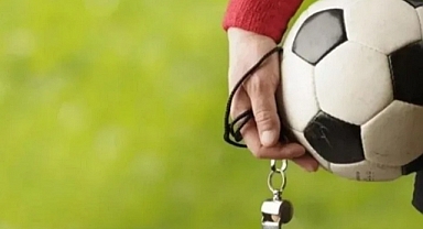 Süper Lig'de 37. hafta maçlarını yönetecek hakemler açıklandı