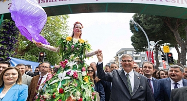 Uluslararası Bayındır Çiçek Festivali coşkuyla başladı