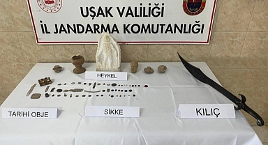 Uşak’ta Bir Evde 60 Tarihi Eser Yakalandı