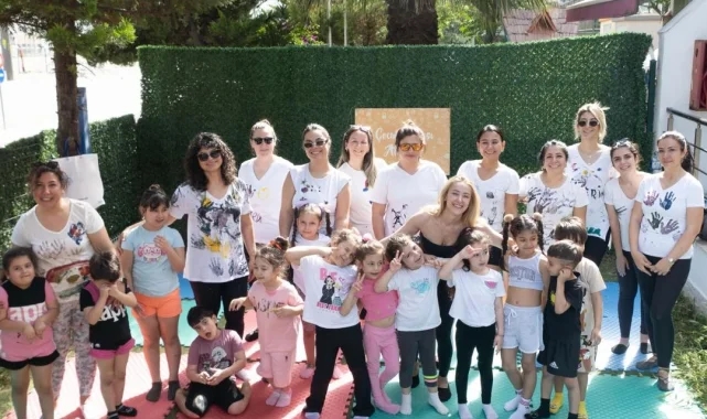 Yuvamız İzmir'de anneleri mutlu eden etkinlik