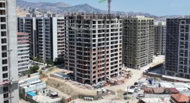 Başkan Tugay'dan Örnekköy'de kentsel dönüşüm denetimi