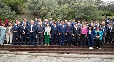 CHP’li Başkanlardan Tugay’a Destek Mesajı