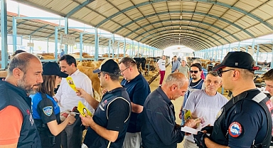 Denizli’de Kurban Pazarına Sahte Para Denetimi