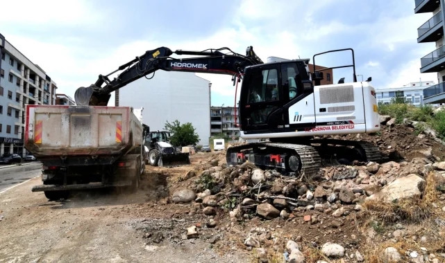 Bornova'da Başkan Eşki'den anında müdahale