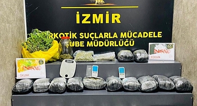 İzmir’de 22 Kilo Uyuşturucu Yakalandı