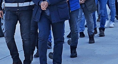 İzmir’de Firari ve Şüphelilere Şafak Operasyonu