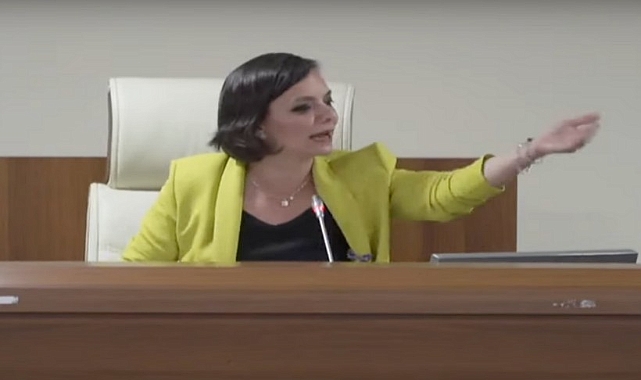Kınay’ı Çıldırttı: Meclis’te Mükerrer Fatura Krizi!