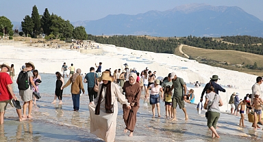 Pamukkale’de Bayram Bereketi
