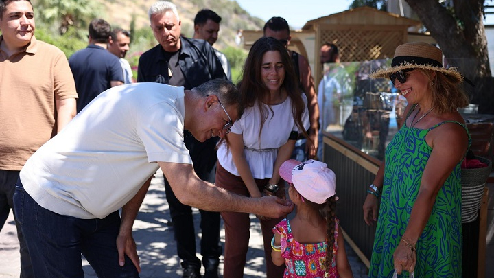 Başkan Tugay Yangın Bölgelerinde