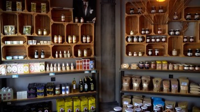 Kadın Emeği Efes Tarlası Bakkalı’nda Buluşuyor