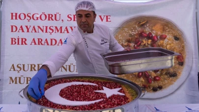 10 Bin Kişiye Aşure Dağıtıldı