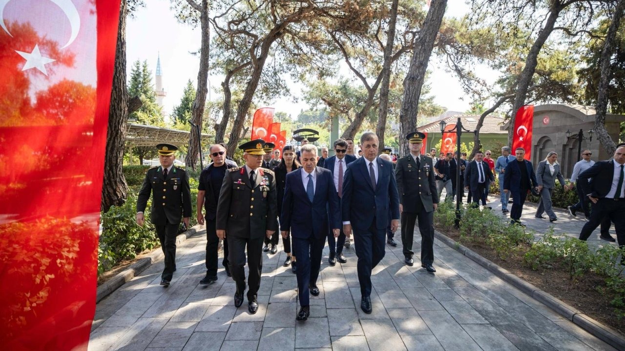 Kadifekale’de hüzün, minnet ve birlik duygusu bir aradaydı