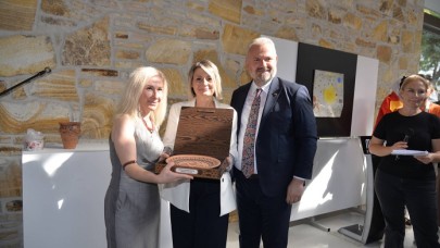 Menemen'de Seramik ve Fotoğraf Tutkunlarına Ödüllü Yarışmalar!