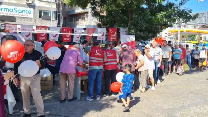 Saadet Partisi Buca’da 24. Yılını Aşure İkramıyla Kutladı